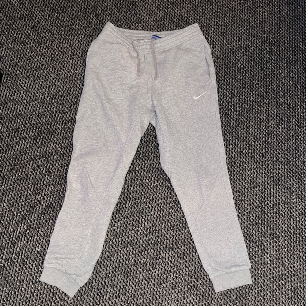 Grey Nike Size Medium Sweatpants!